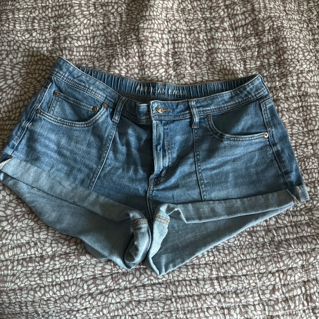 American Eagle Womens Denim Cuffed Shorts Size 12
